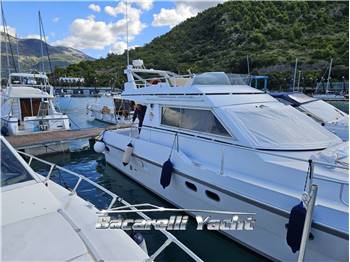 Comar Clanship 45 Fly