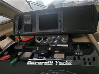 Ferretti 460 Fly