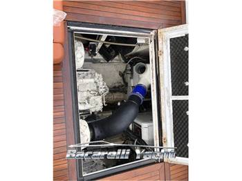 Magnum Marine Maltese 53