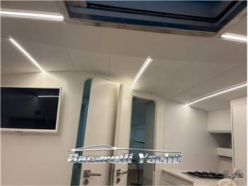 Tornado Yacht 45 Express Flus Deck