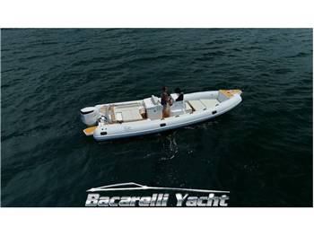 Immenso Boat 900
