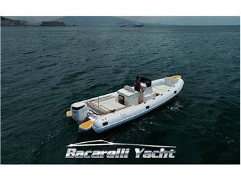 Immenso Boat 900