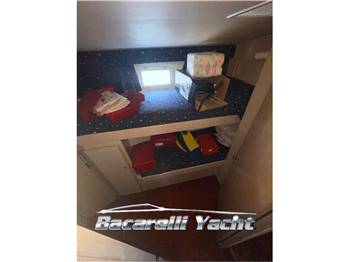 Hatteras Yacht 54 Convertible