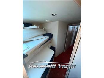 Hatteras Yacht 54 Convertible
