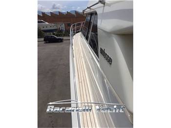 Uniesse 42 fly