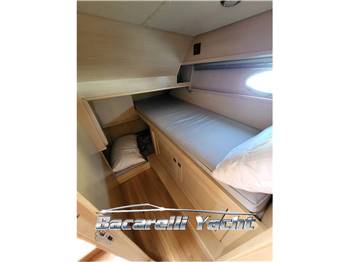 Tornado 44 Flush Deck