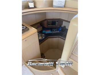 Ferretti 550