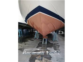 Ferretti 550