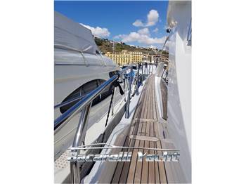 Azimut 55s (2015)