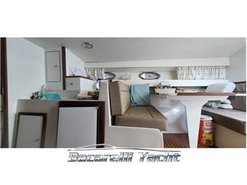 Tornado 38 Flush Deck