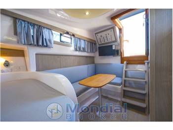 MIMI LIBECCIO 9 CABIN