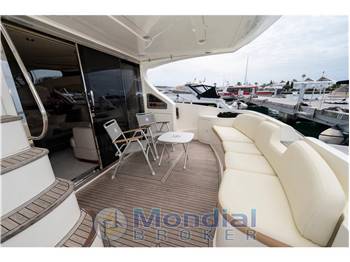 AZIMUT YACHT 50 FLY