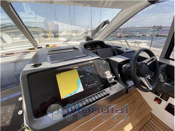PRINCESS V50 OPEN
