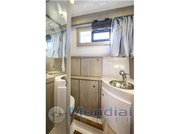 MIMI LIBECCIO 9.5 CABIN