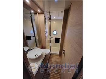 BENETEAU MONTECARLO 6
