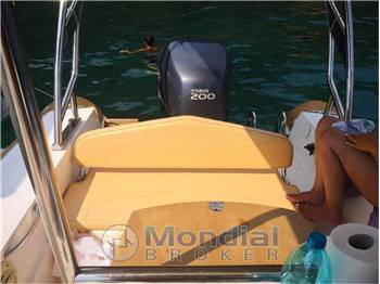 CAPELLI TEMPEST 690