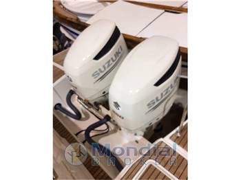 JEANNEAU CAMARAT 9.0