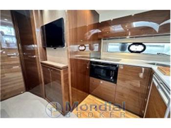 PRINCESS V40