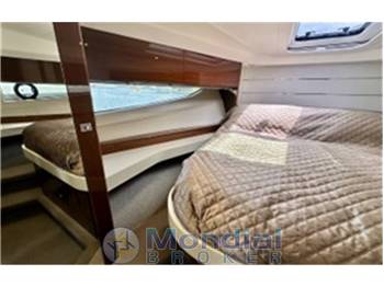 PRINCESS V40