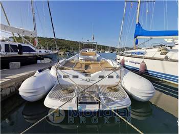 SACS STRATOS 42