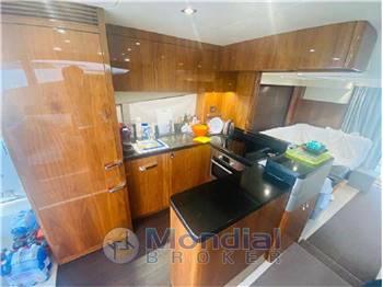 SUNSEEKER MANHATTAN 65