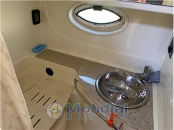 MONTEREY Boats 335