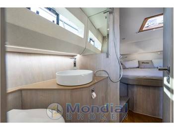 MIMI LIBECCIO 11 CABIN