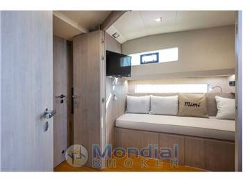 MIMI LIBECCIO 11 CABIN