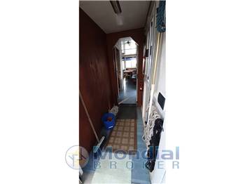 HOUSE BOAT HOUSE BOAT