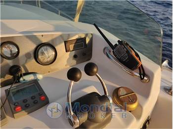 Lagoon Power 43