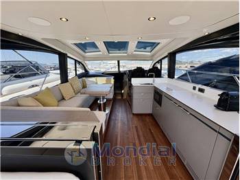 PRINCESS V55