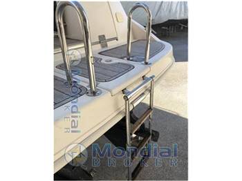 Mano Marine 27.50