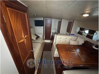 Tornado 38 Flush Deck