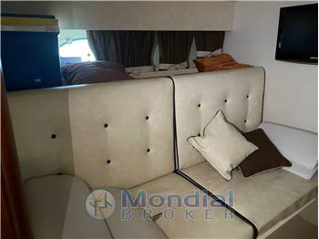 Tornado 38 Flush Deck