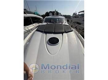 SUNSEEKER Predator 62