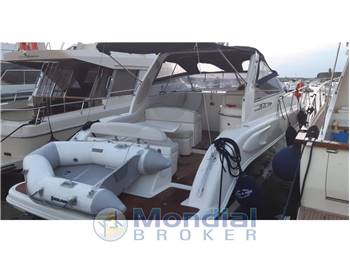 Manò Marine 32 Sport
