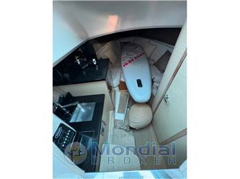 Sessa Marine Key Largo 30