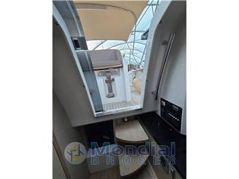 Sessa Marine Key Largo 30