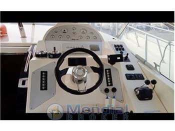 Mano' Marine M35 HT