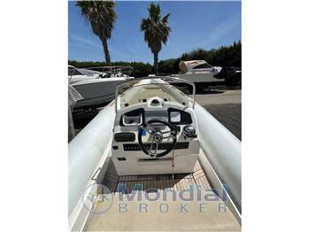 Cristian Marine cristian marine 27