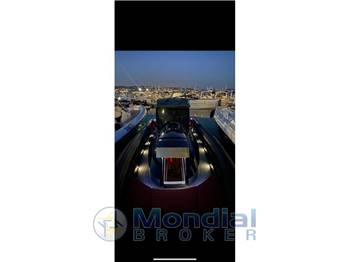 Panamera Yacht PY100