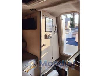 Wellcraft 24 Cabin