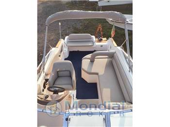 Wellcraft 24 Cabin