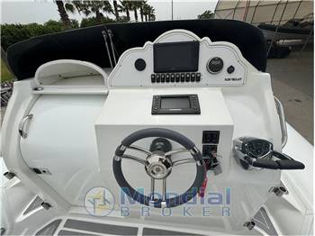 Doviboat One Way 100 Cabin