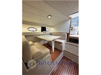 Tornado 38 Flushdeck