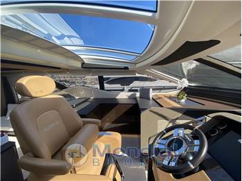 Azimut 77S