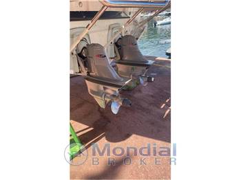 Tornado 38 Flush Deck