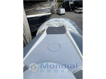 SEA PROP RIB 33