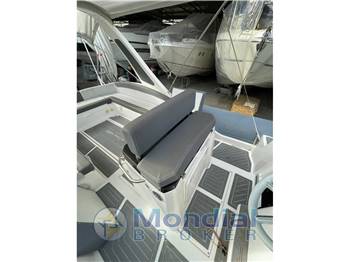 SEA PROP RIB 33