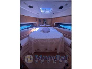 Azimut Atlantis 58